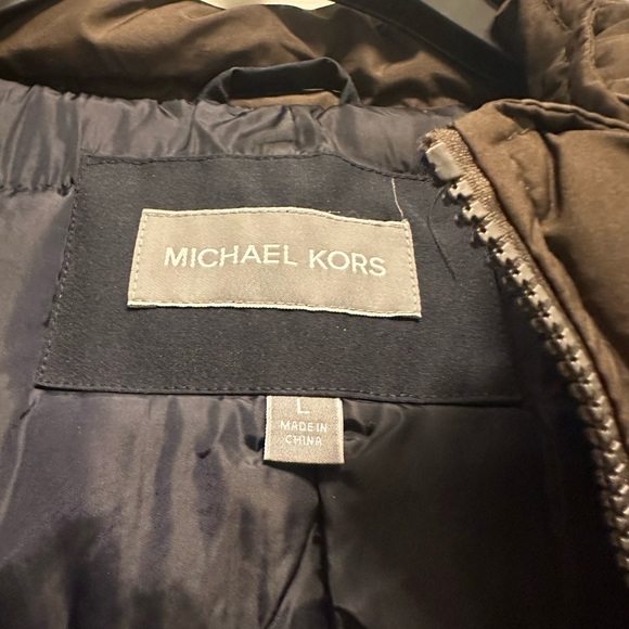 Men's Black Winter Jacket - Picture 10 of 13